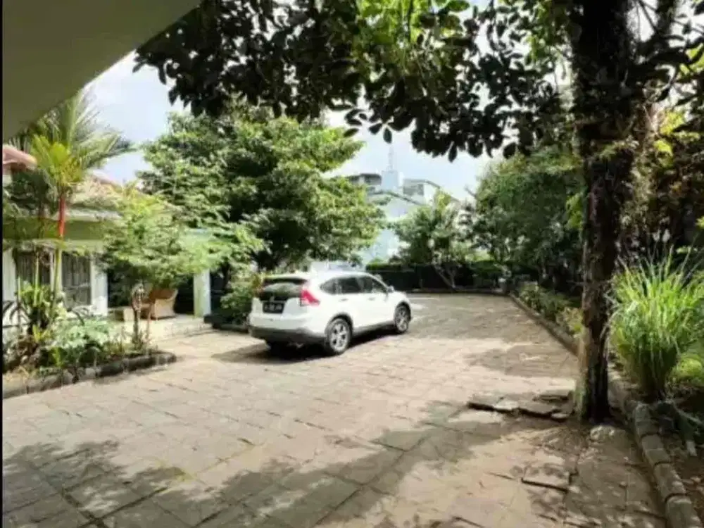 dijual rumah villa cantik di Setiabudi Bandung utara