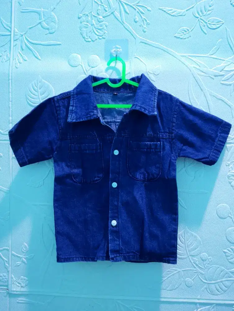 Preloved kemeja anak size 1 tahun