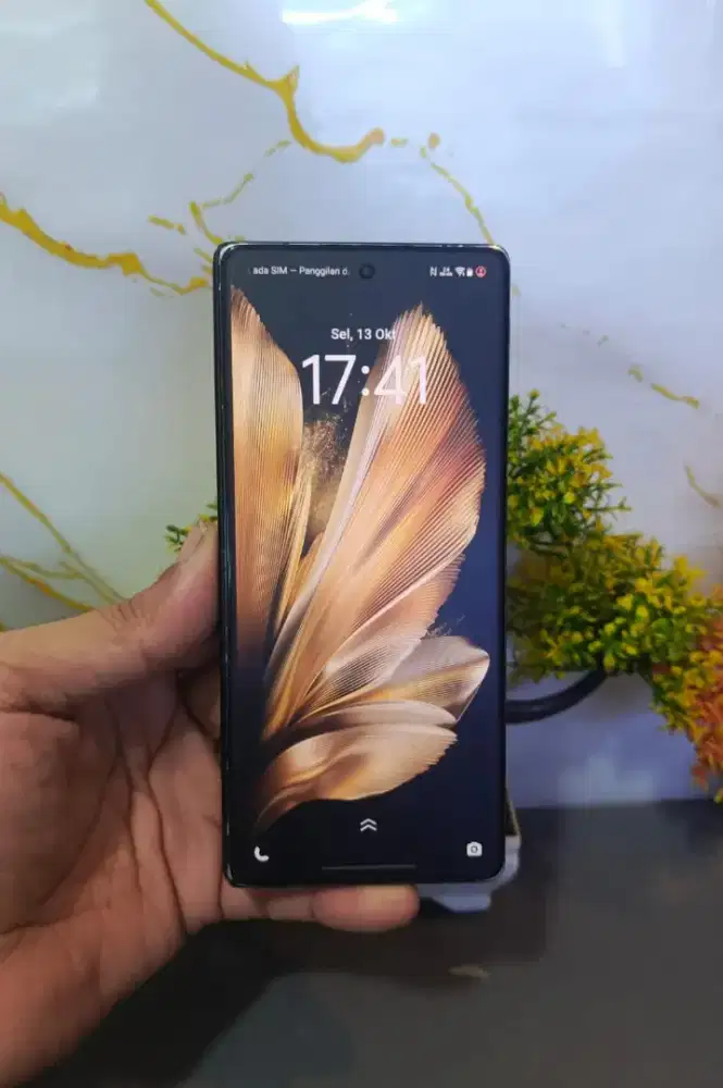 VIVO X FOLD 3 PRO 5G RAM 16/512GB ORIGINAL SEIN RESMI

TAMPILAN MEWAH