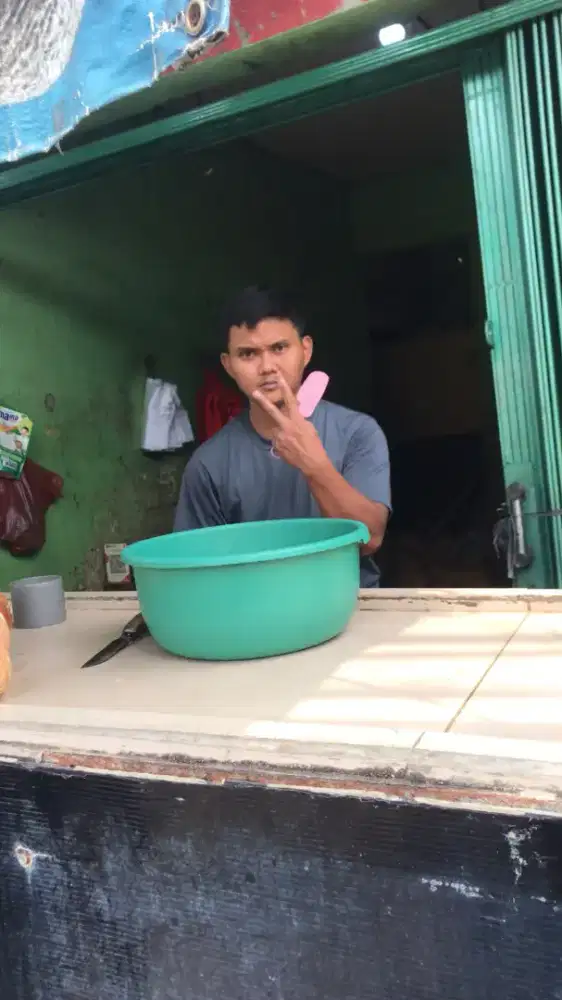 Terima ojek online atau nganter paket