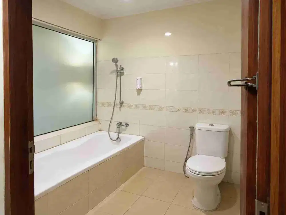 JUAL HOTEL BANDUNG OCUPANCY 78%(90 JUTA/BLN) LOKASI PREMIUM KOTA BANDUNG SAYAP PASTEUR