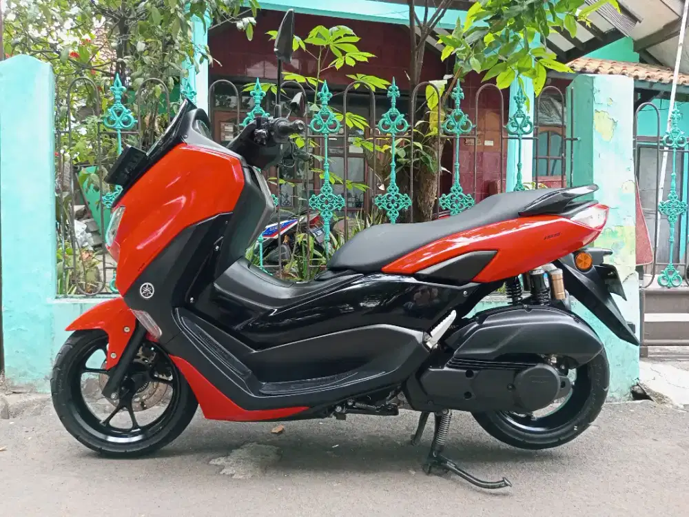 Mulus tidak ada baret terawat bagus siap pakai Yamaha Nmax