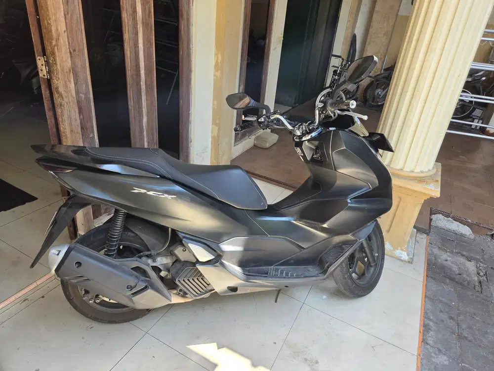 Pcx 160 cbs hitam doff 2021 plat baru gbm