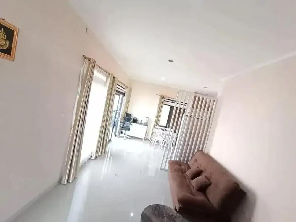 DIJUAL RUMAH MURAH  TENGAH KOTA, SEMI FURNISHED - ARCAMANIK BANDUNG