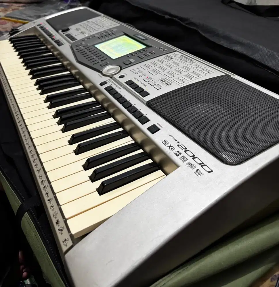 KEYBOARD YAMAHA PSR-2000 (second)
