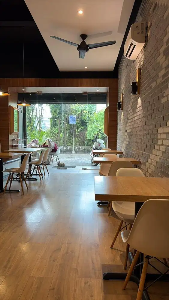 Barista / waitres next level cafe asia mega mas