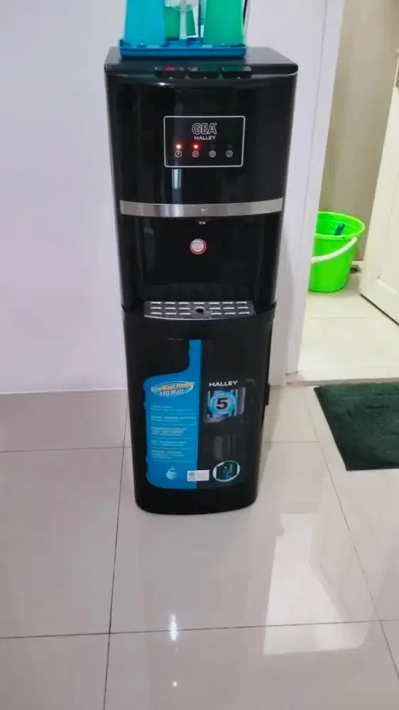 Dispenser GEA galon bawah
