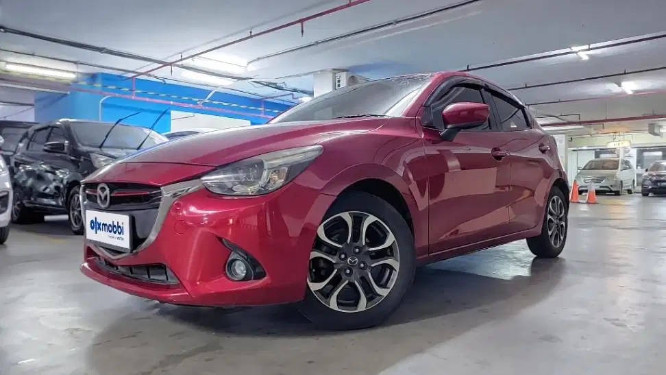 DP 7, JT Mazda 2 1.5 R Skyactiv Bensin-AT Merah 2016
