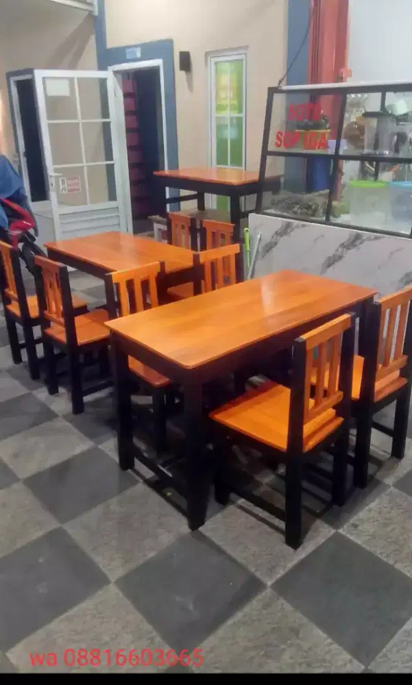Meja kursi cafe dan makan