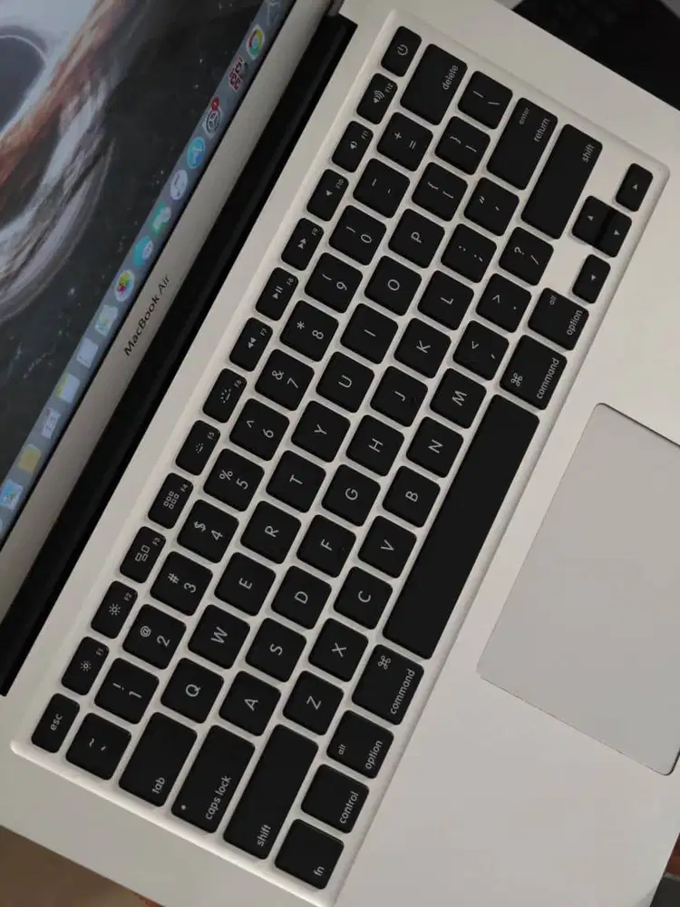 BUDGET 2 JUTAAN SUDAH BISA PUNYA MACBOOK? CEK DI SULTOP!