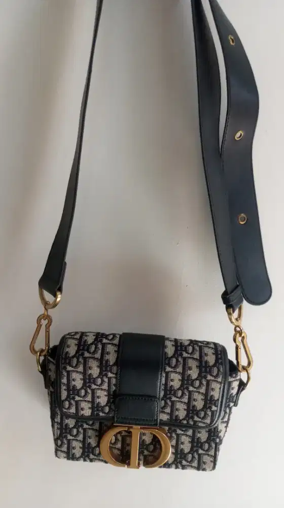 CHRISTIAN DIOR Oblique 30 Montaigne Box Bag