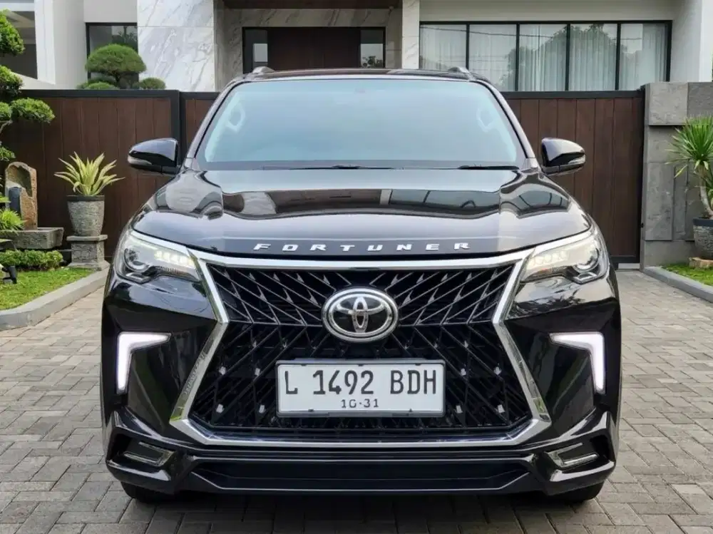 Fortuner VRZ 4x2 Automatic Istimewa Pajak Baru Gres