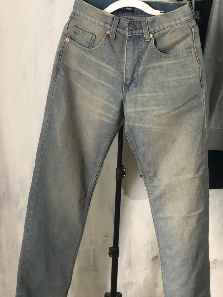 Celana loose jeans