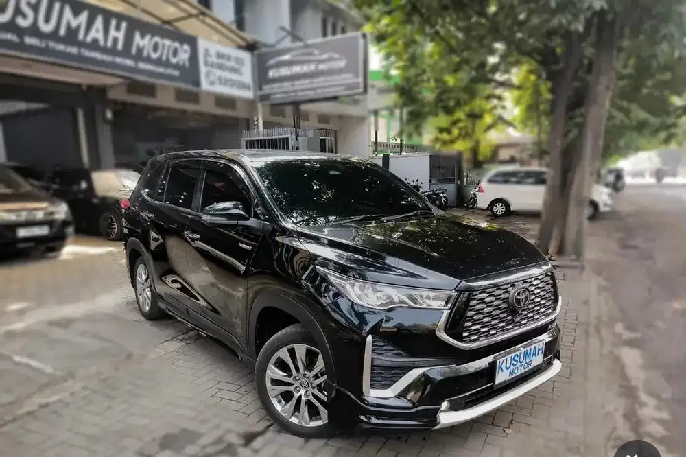 INNOVA ZENIX 2.0 Q HEV MODELLISTA HYBRID AT 2024