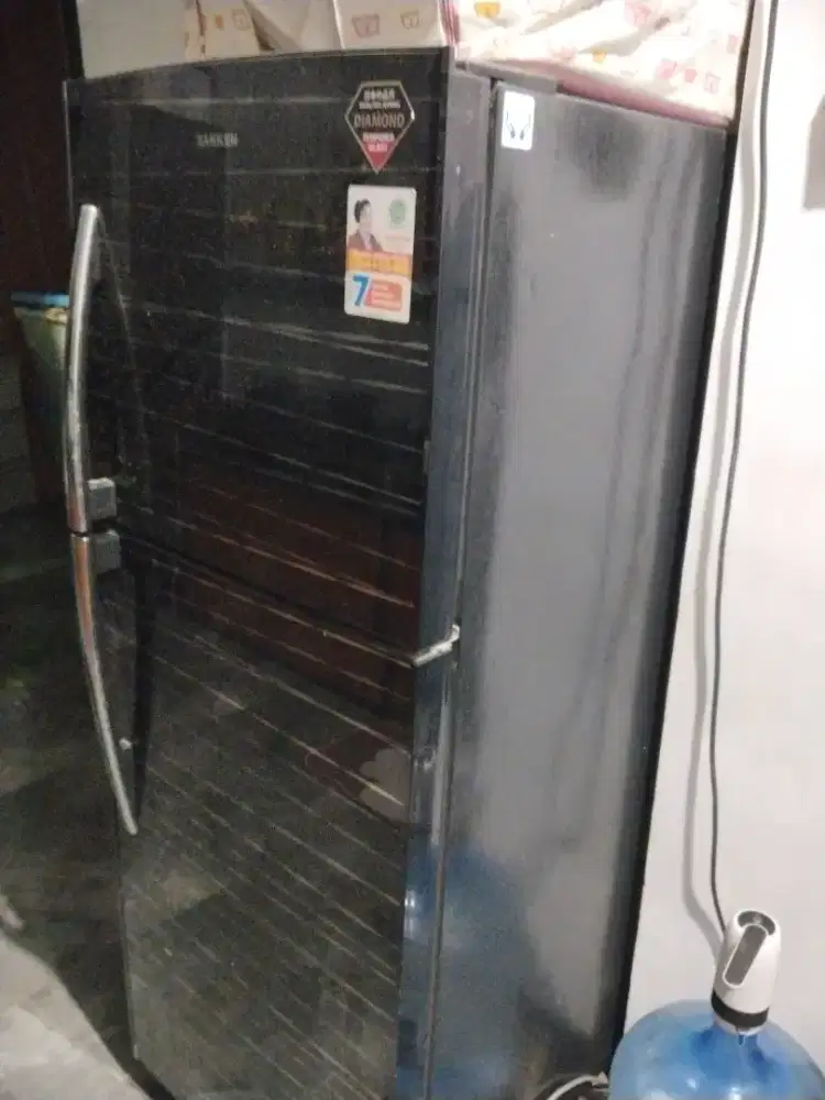 Kulkas dan kenyamanan 2 pintu