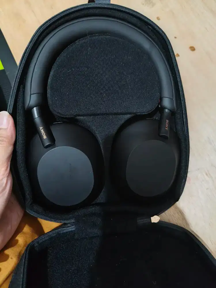 Headphone Sony WH1000XM5