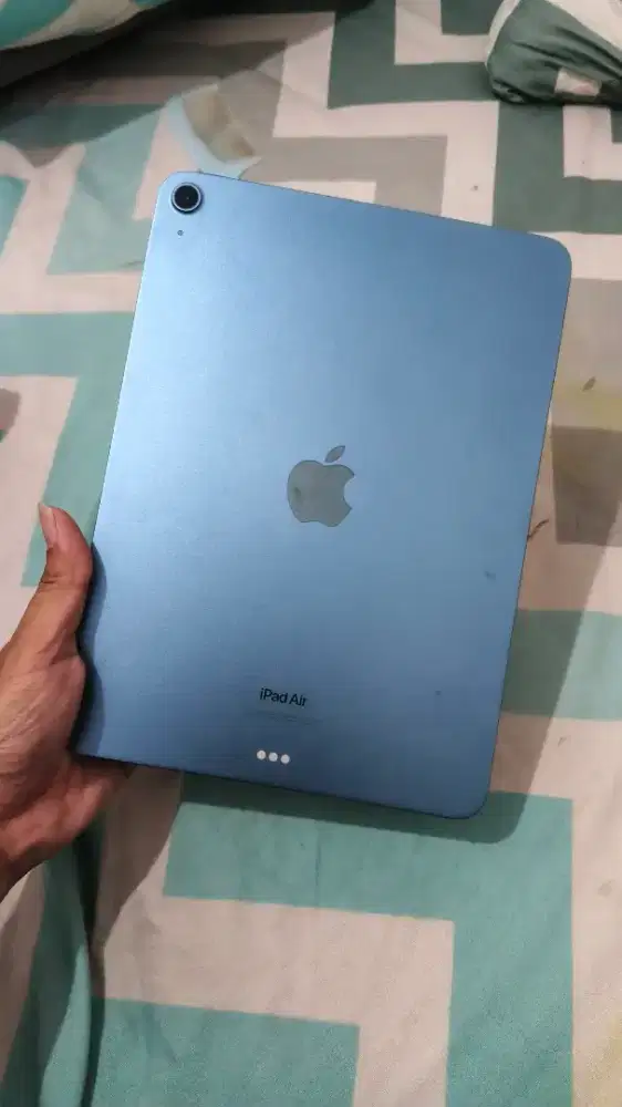 IPAD AIR MINUS IC HARUS DIPERBAIKI