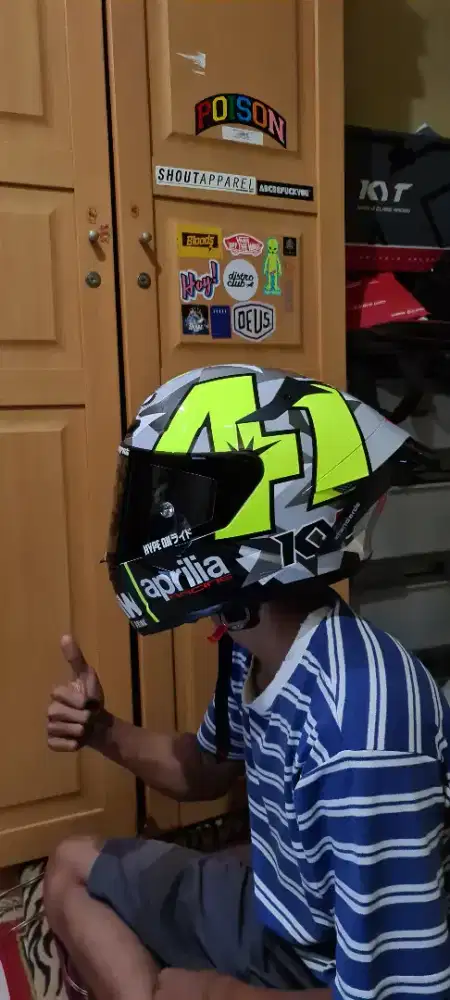 KYT TT course Espargaro 19 Aprilia