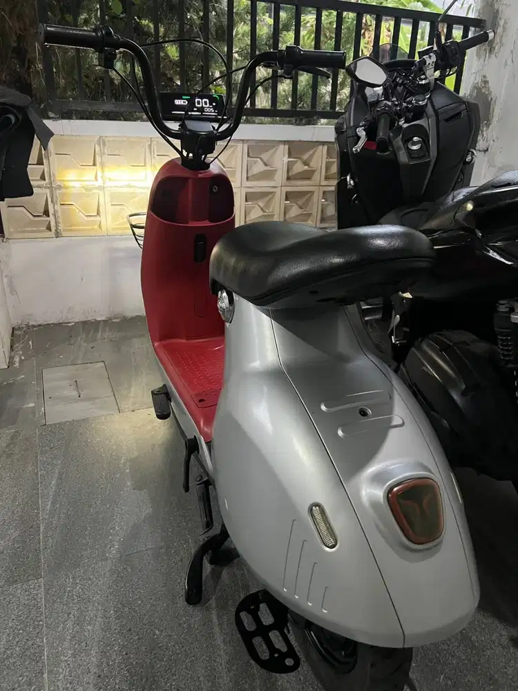 SEPEDA LISTRIK UWINFLY RF8 - PEMBELIAN 2024