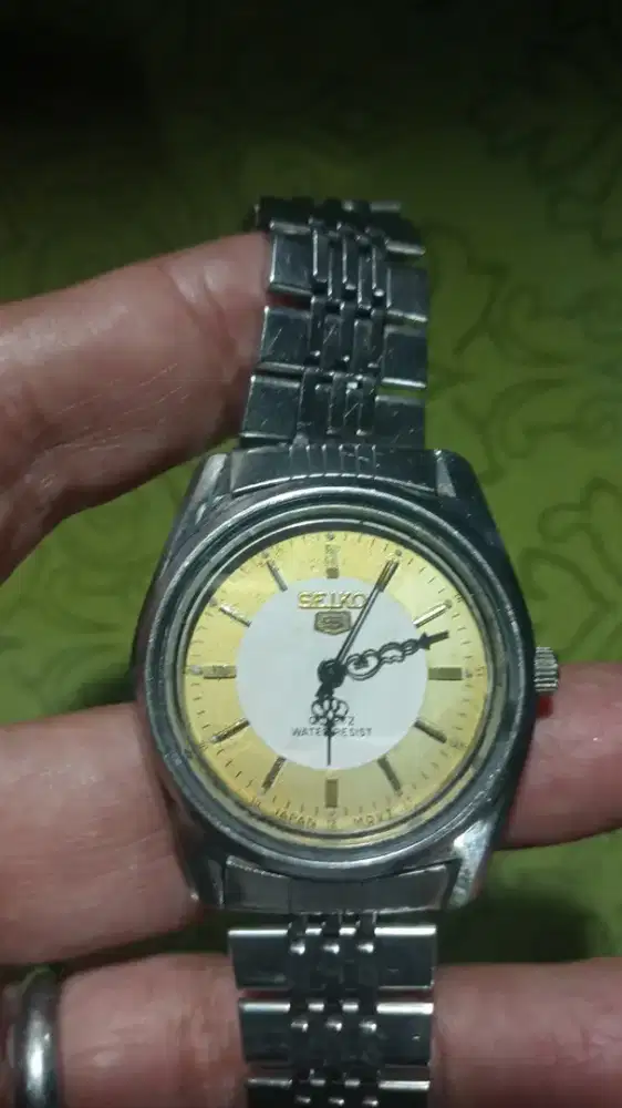 Jam tangan pria seiko 5