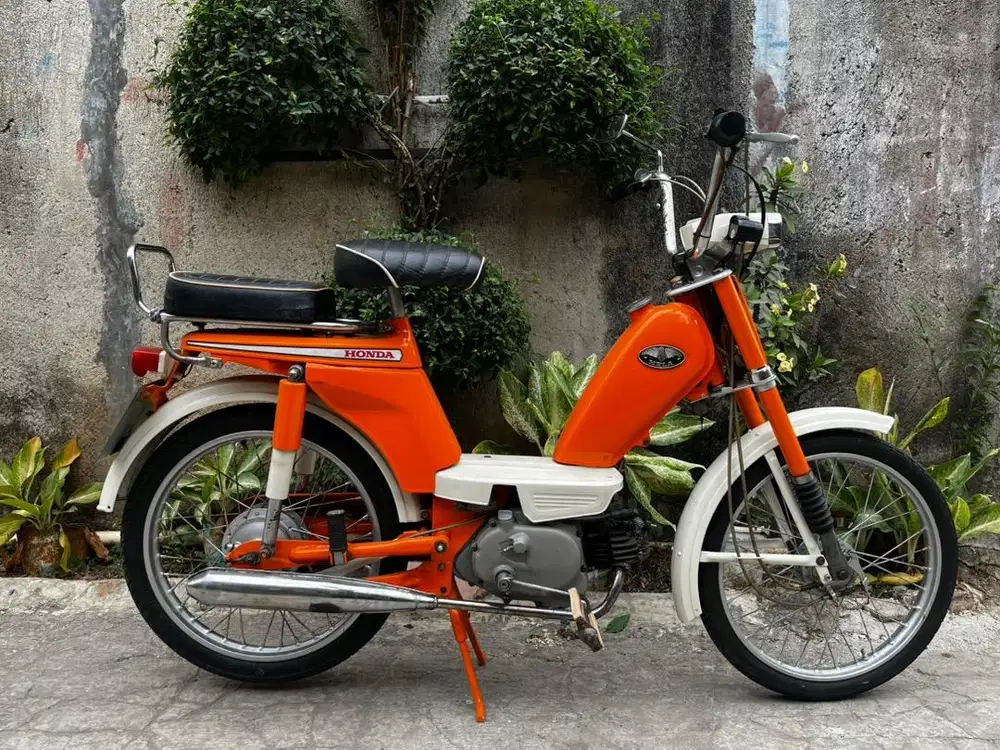 MOPED HONDA HELA 1983