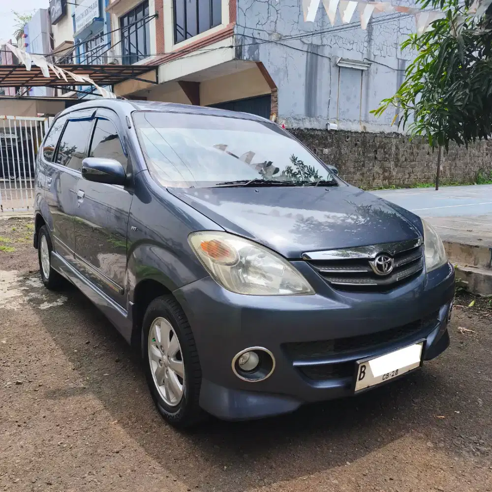 Toyota Avanza 1.5 S Matic