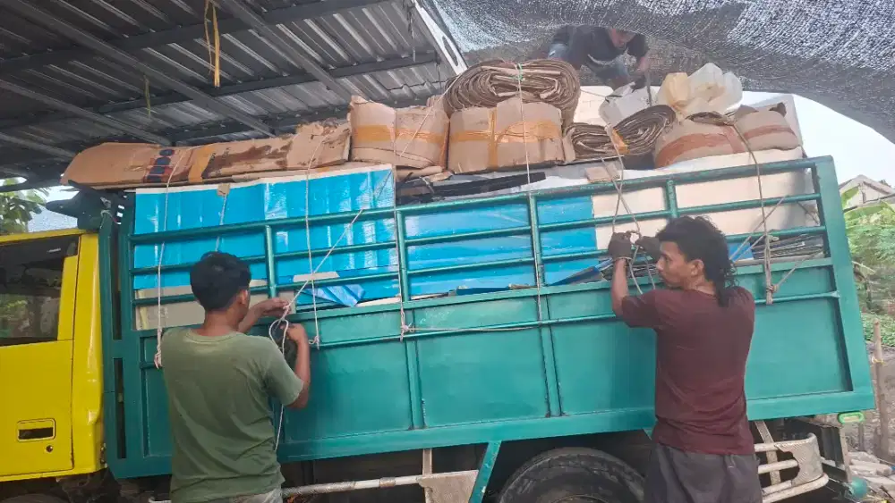 Dibeli Rosok Besi Tua Logamlainnya Elektronik Rusak Ac Mesin Mesin dll