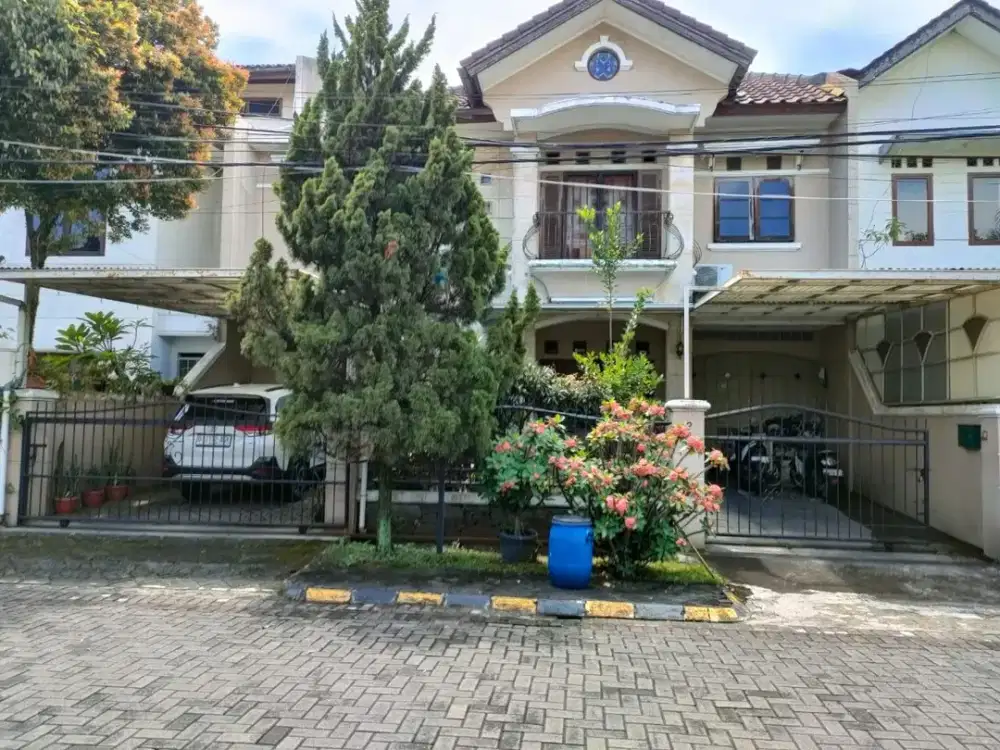 Dijual Rumah Bagus Terawat di Batununggal Bandung, LT 240 m² SHM