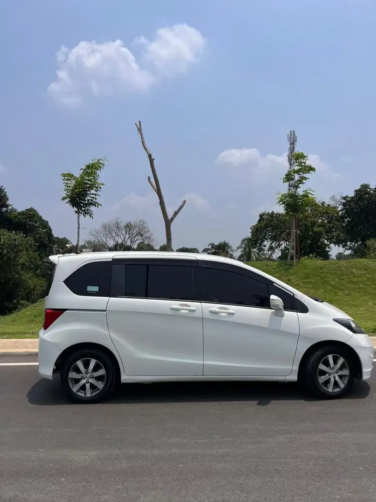 Honda Freed 2010 PSD AC Digital