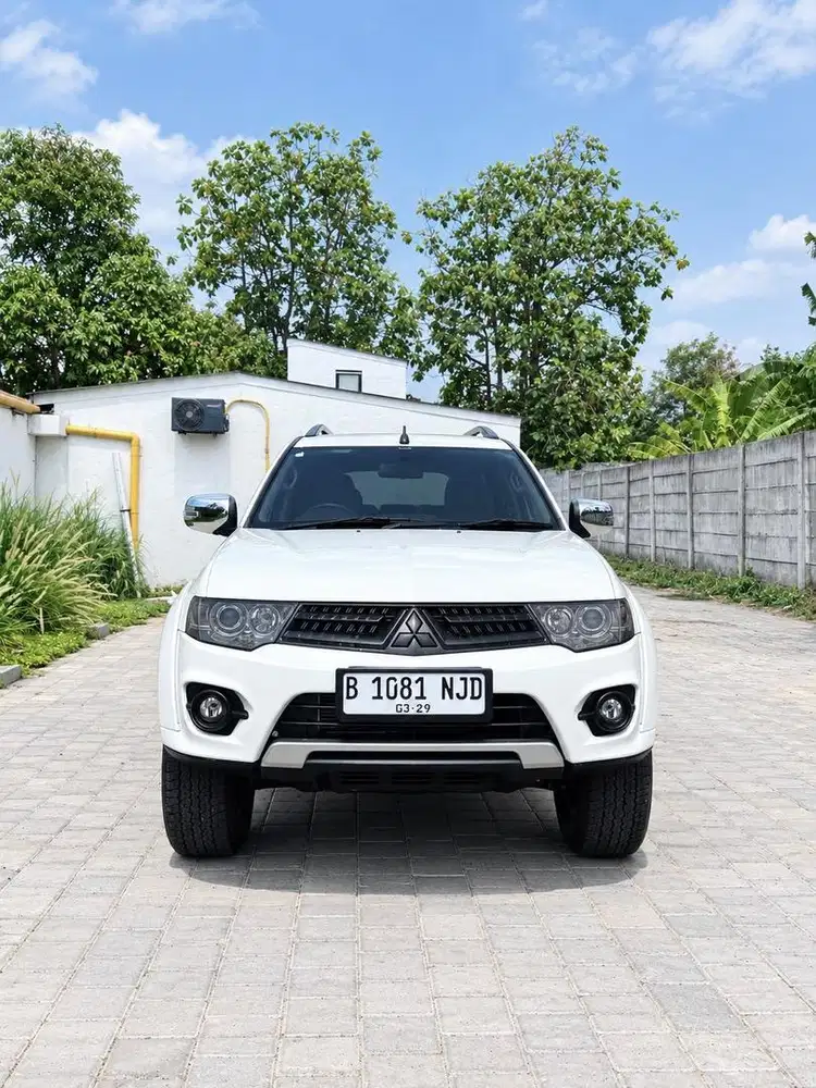 Pajero Sport 2.5 Exceed 4x2 Matic Diesel 2013 Pemakaian 2014