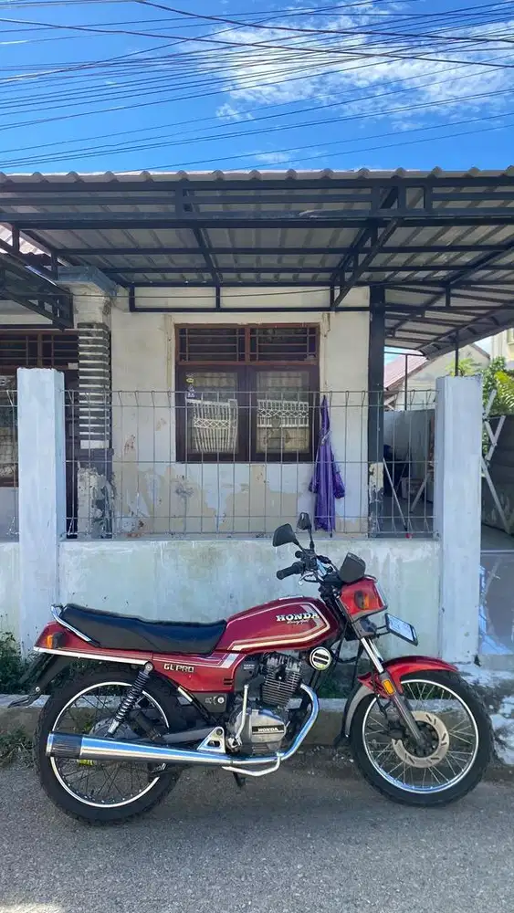 Honda GL PRO Gen 1