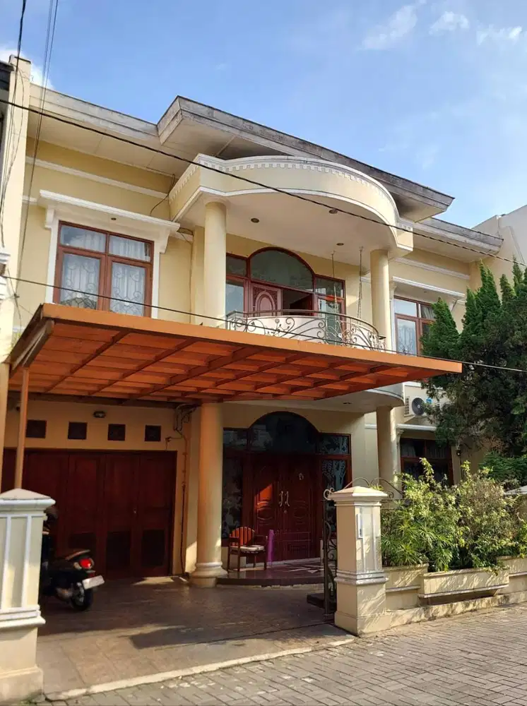 Rumah Mewah di Lingkungan Elite Nandan dekat Kampus UGM