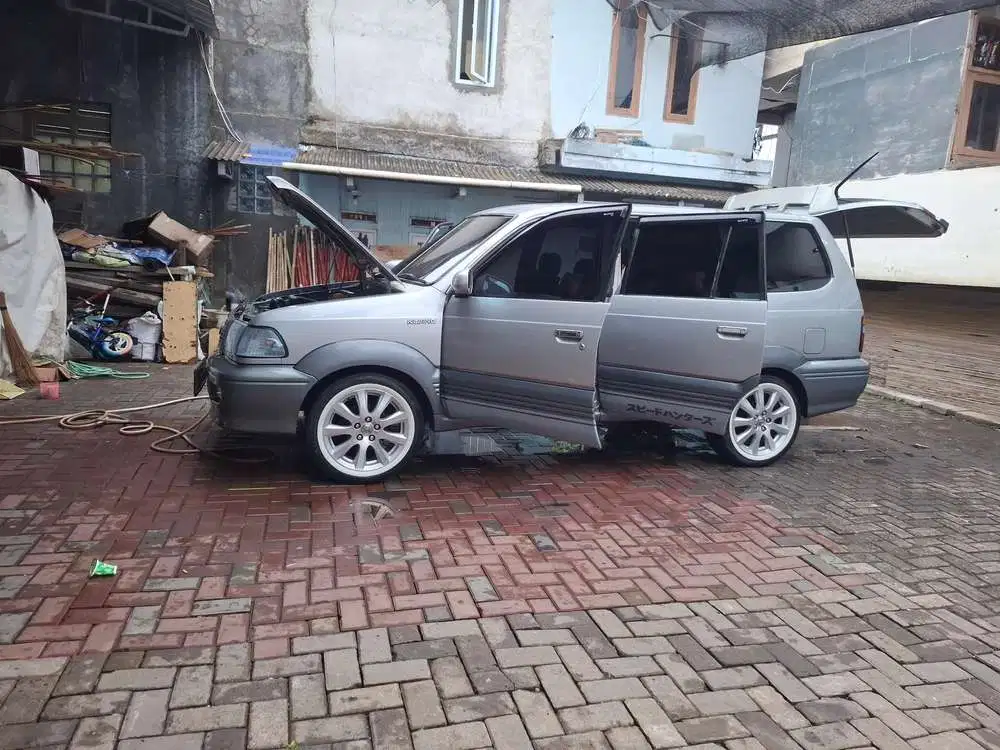 Toyota Kijang 2002 Bensin