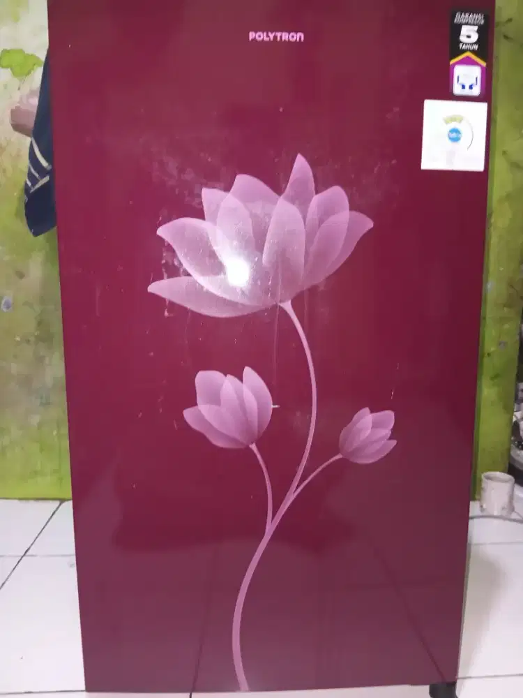 Polytron 1 pitu kulkas kondisi mulus no minus