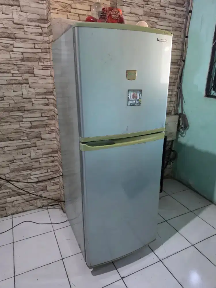 kulkas panasonic NR B20BF