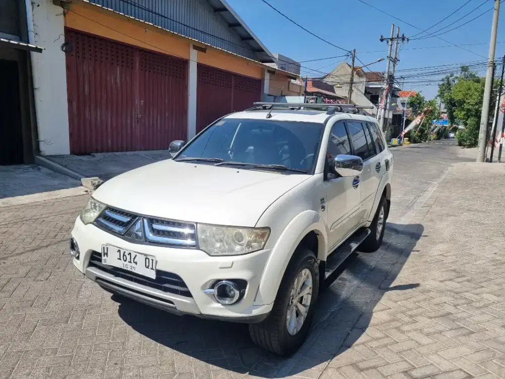 NEW PAJERO SPORT 2.5 DAKAR A/T 2015 PUTIH
