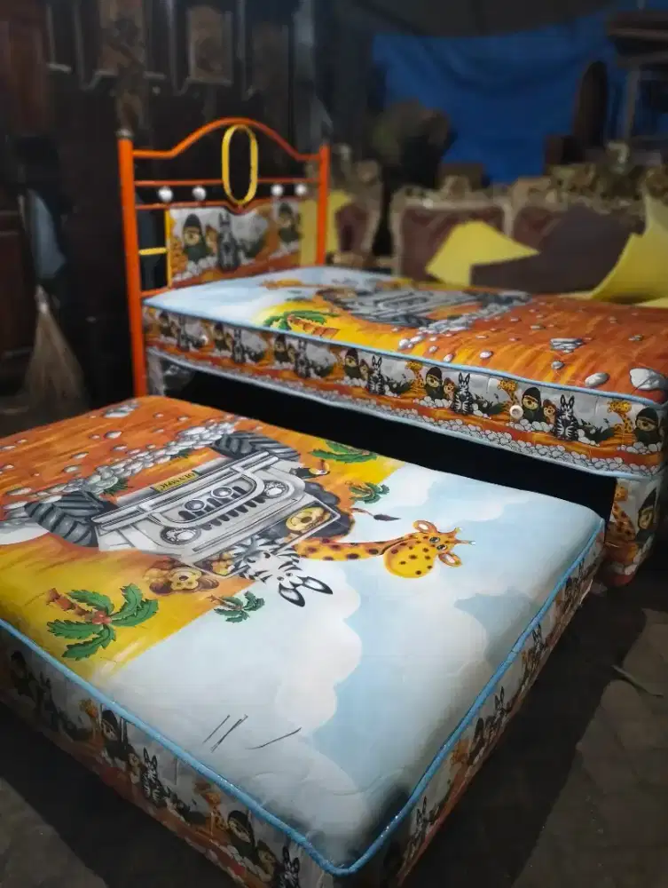 bed dorong 4 kaki, sudah diloundry