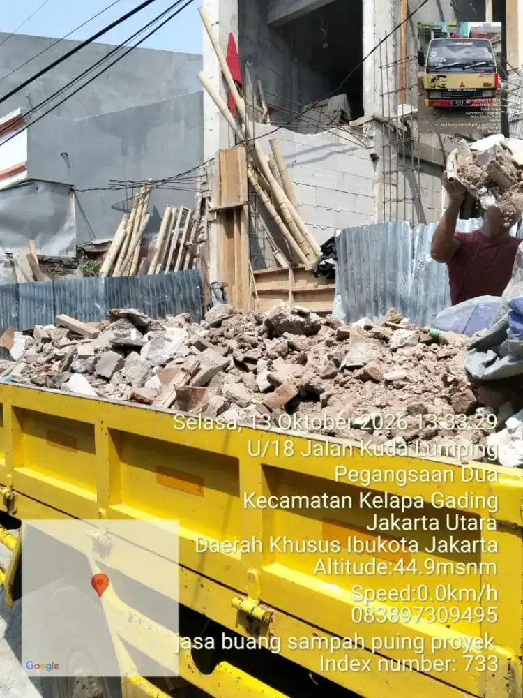 Jasa buang puing dan angkutan sampah