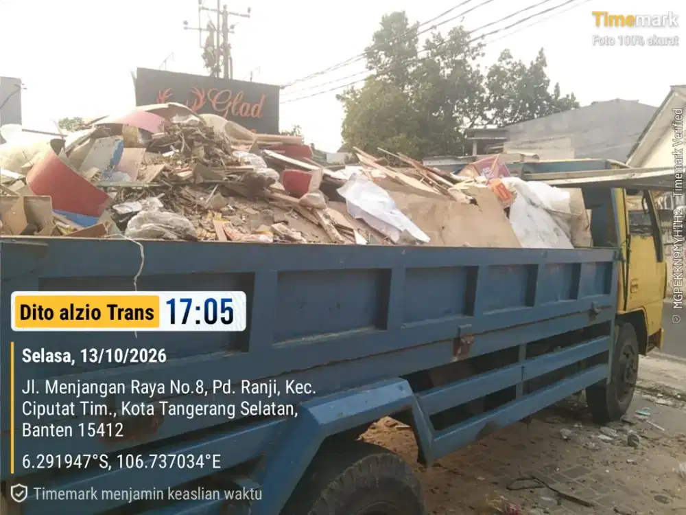 Jasa buang puing tanah