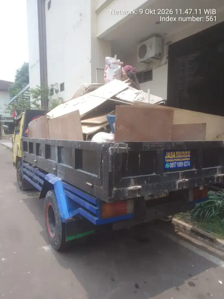 Jasa buang puing sampah