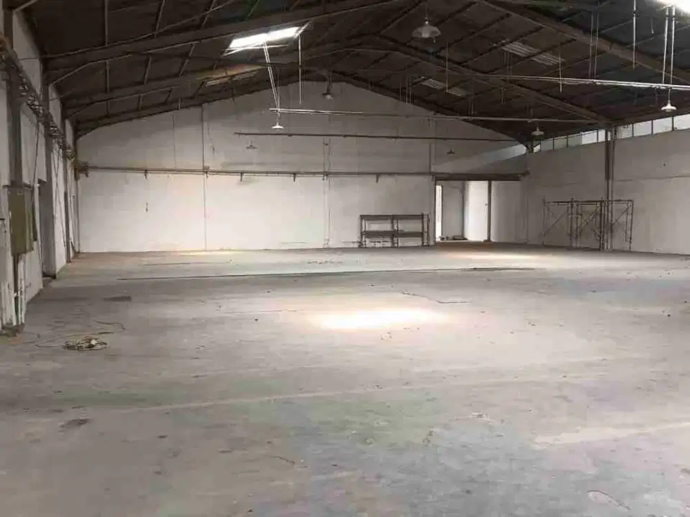 DISEWAKAN GUDANG DI KAWASAN INDUSTRI JATIWUWUNG TANGERANG