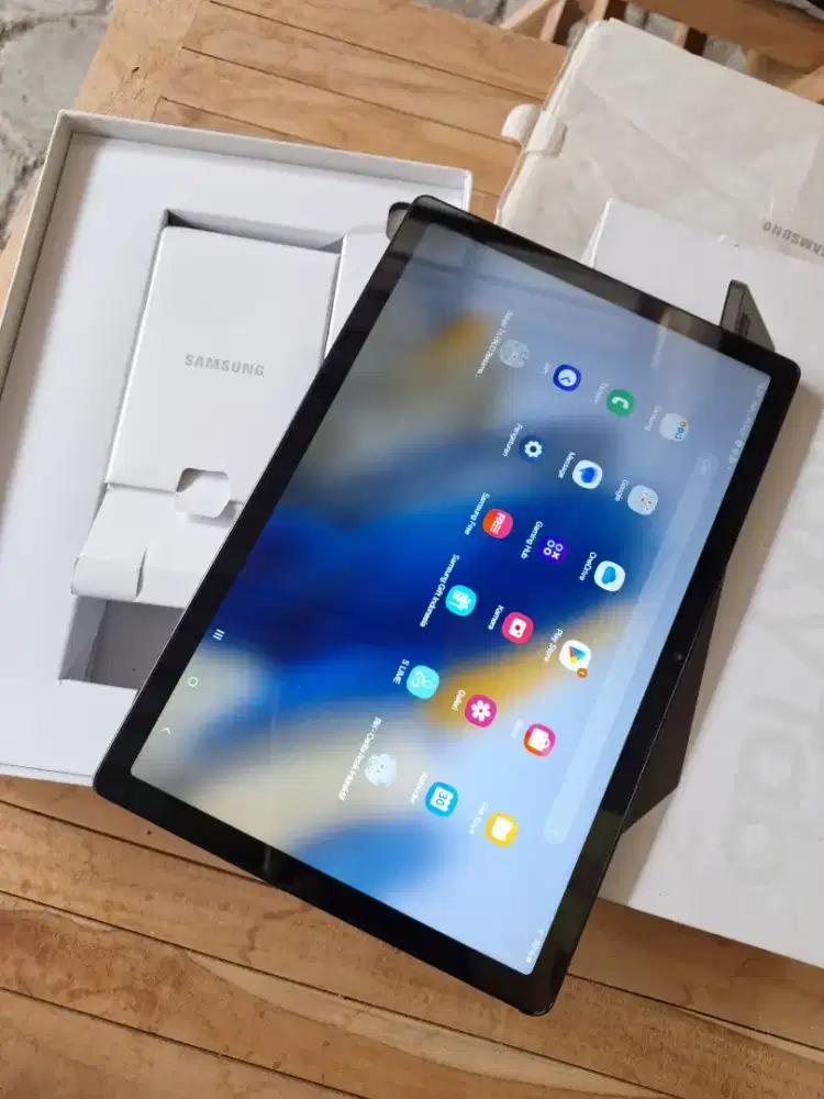 Samsung Tab A8 3 32 10.5 inch Layar Gede