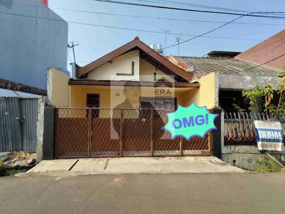 Disewakan rumah 4 kamar siap huni di Rawamangun. One Gate system, asri dekat taman dan bebas banjir.