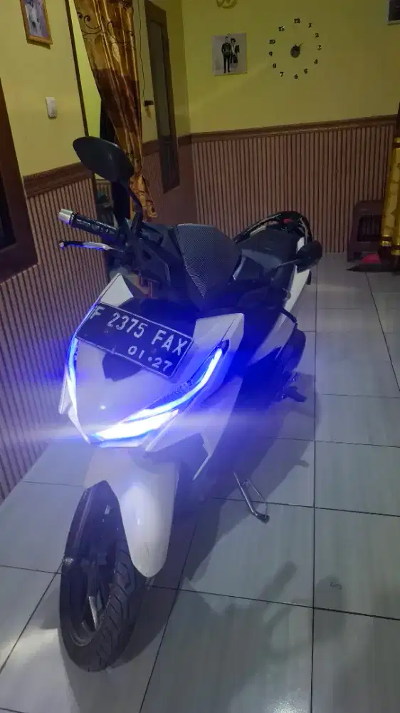 Di jual motor vario 125 tahun 2017