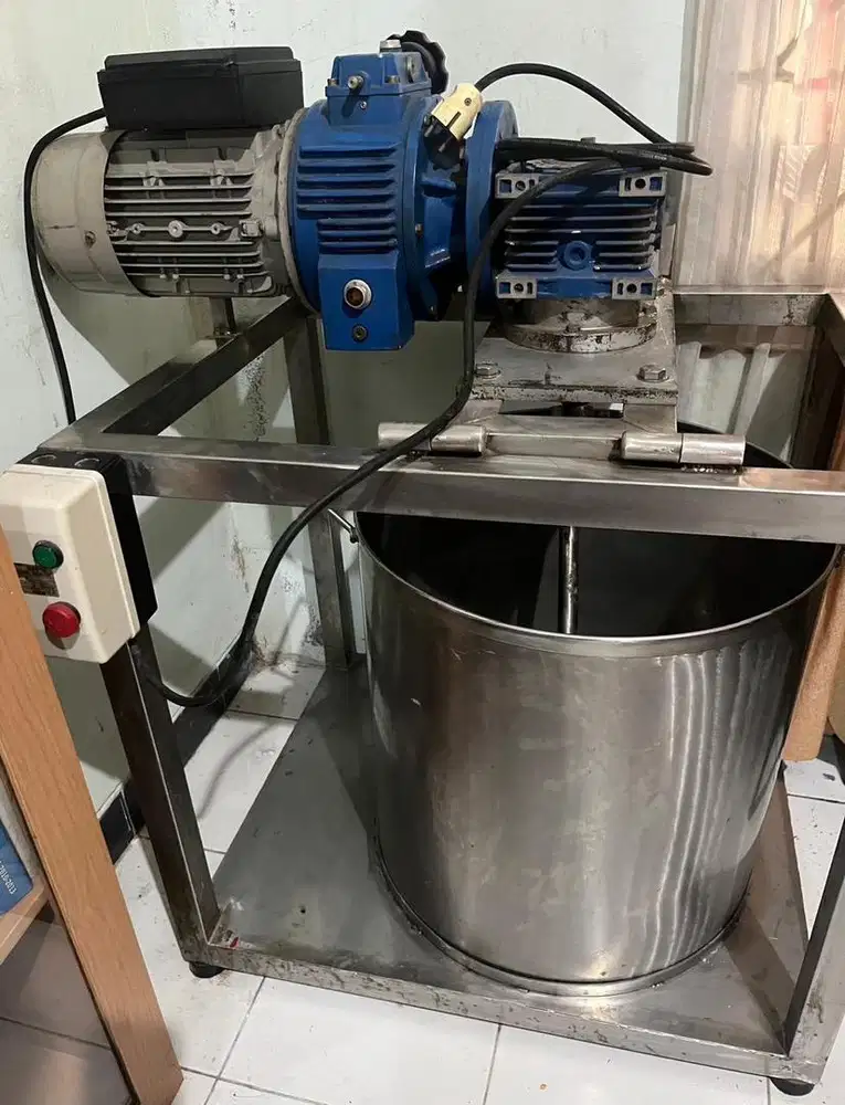 Mesin Mixer Sabun Kental / Minyak 50 KG Stainless Steel – Like New