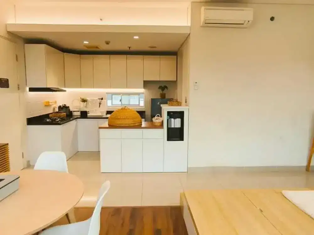 DIJUAL CONDOVILLA RAINBOW SPRING, LANTAI PALING ATAS FULL FURNISHED