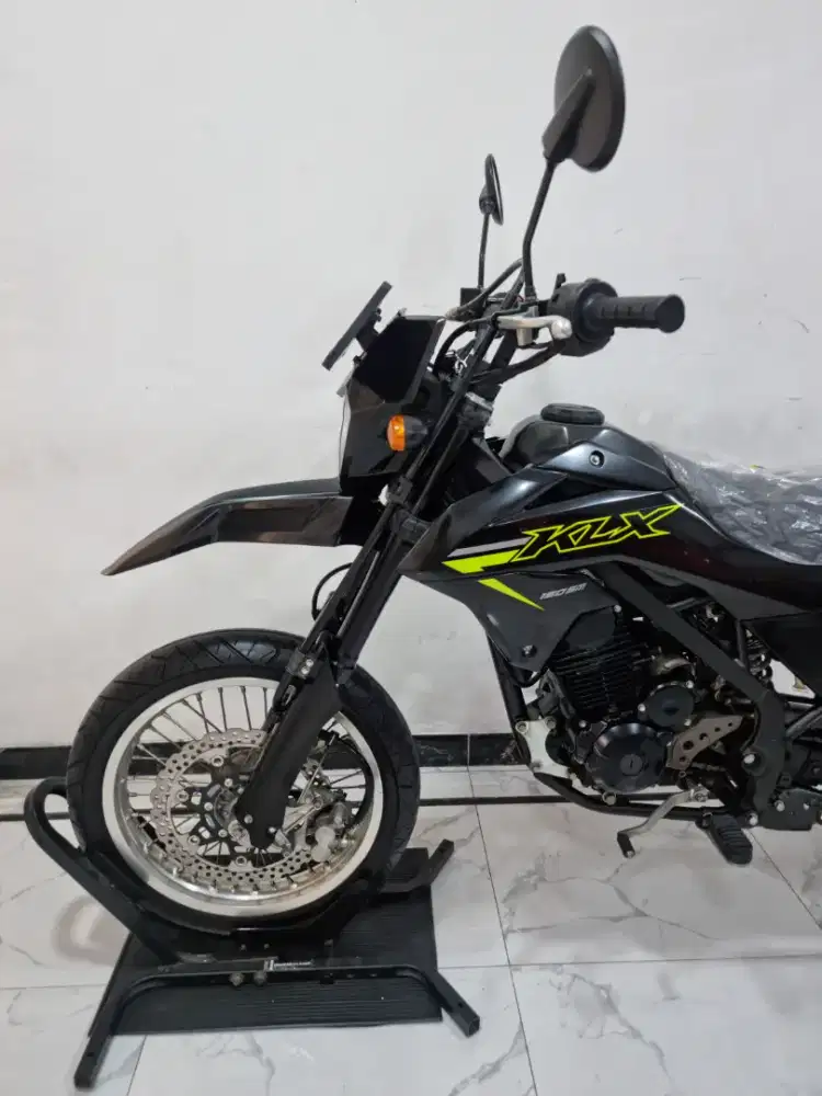 Kawasaki KLX 150 SM USD LED 2025 bl 2 pajak 2027 Supermoto Bisa kredit