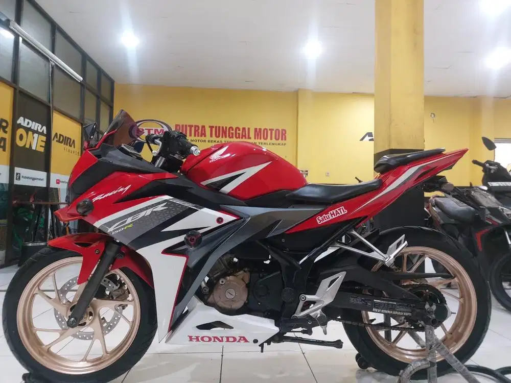 Jual cbr 150 r unit cakep