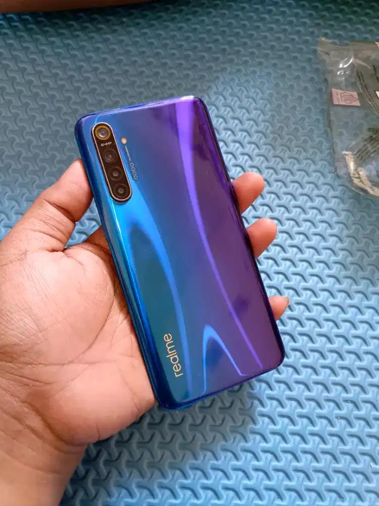 Realme XT 8/128