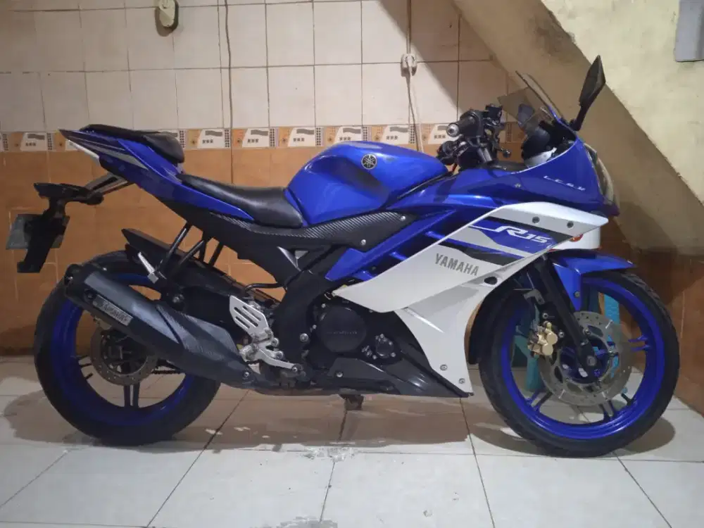 YMH 2016 R15 ORISINIL TGN 1 MULUS SIAP PAKAI MESIN ENAK STANDART SEHAT